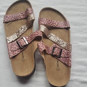 Women's Pink Leopard Print Sandals with Gold Glitter Accent